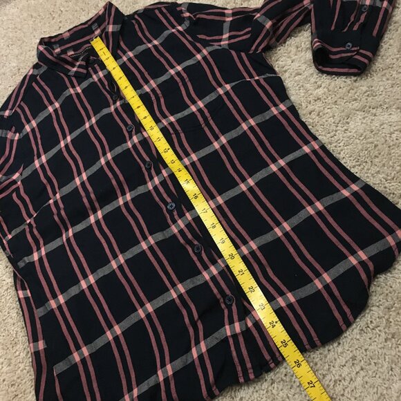 Banana Republic Blue Pink & White Plaid Button Down Shirt - Picture 14 of 15